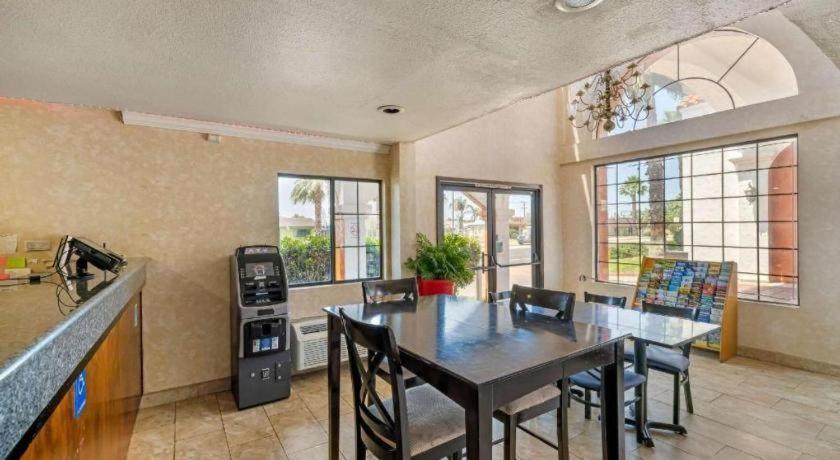 Econo Lodge Moreno Valley Εξωτερικό φωτογραφία